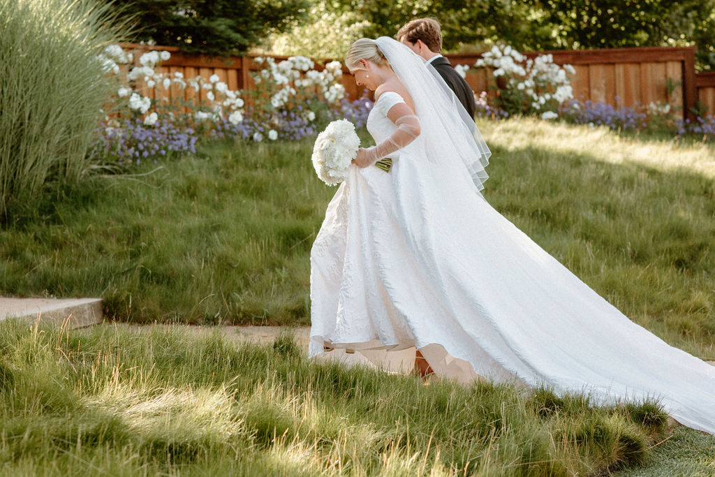 Bride and groom portraits from a Sonoma Valley wedding at The Barn at Harrow Cellars