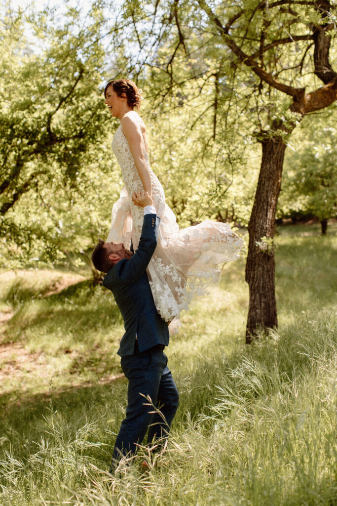 Bride and groom portraits from summer camp wedding at Bar 717 Ranch