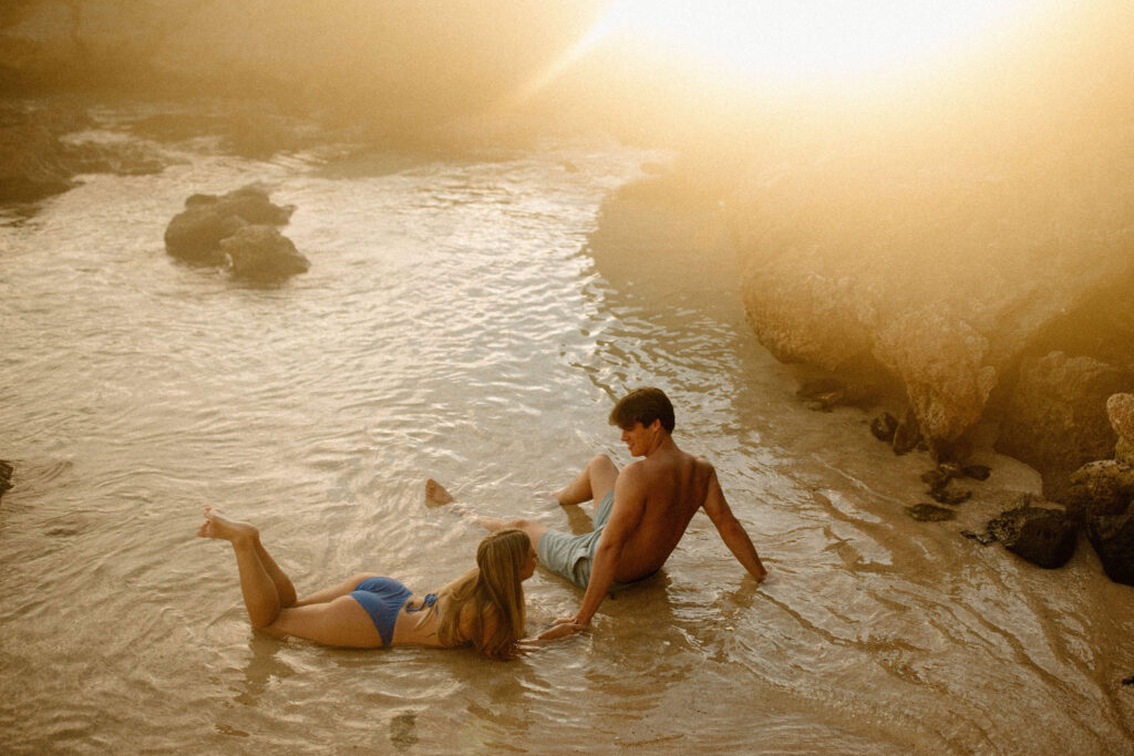 An intimate couples photoshoot in Oahu at Sharks Cove