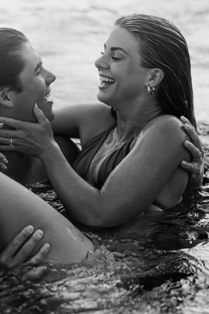 An intimate couples photoshoot in Oahu at Sharks Cove