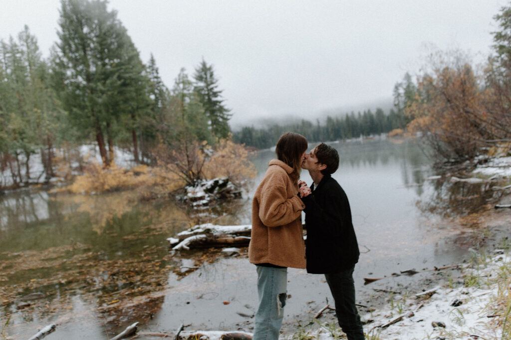 Couples Snowy Engagement Photos in Lassen Volcanic National Park