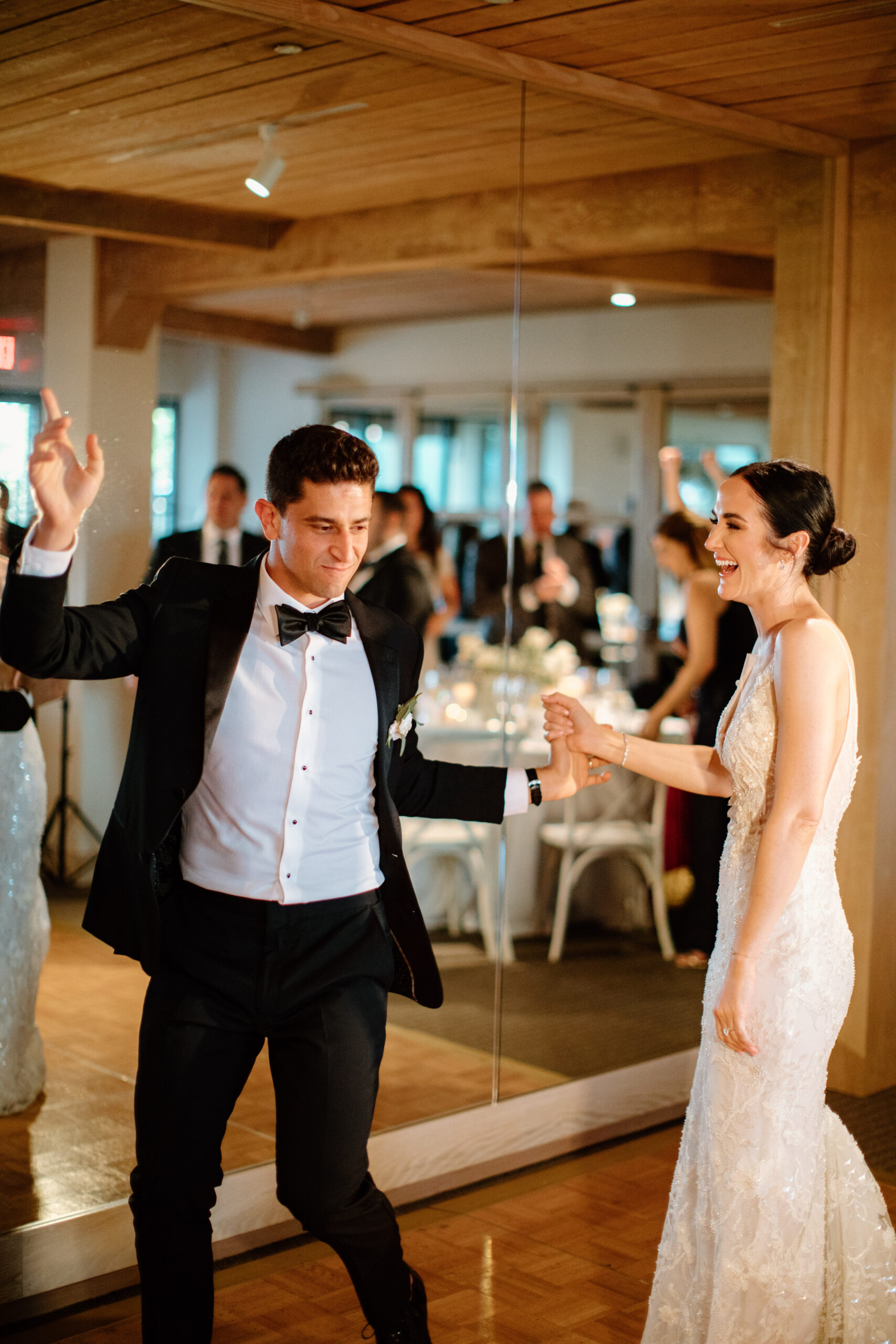 candid wedding reception photography of a California wedding day