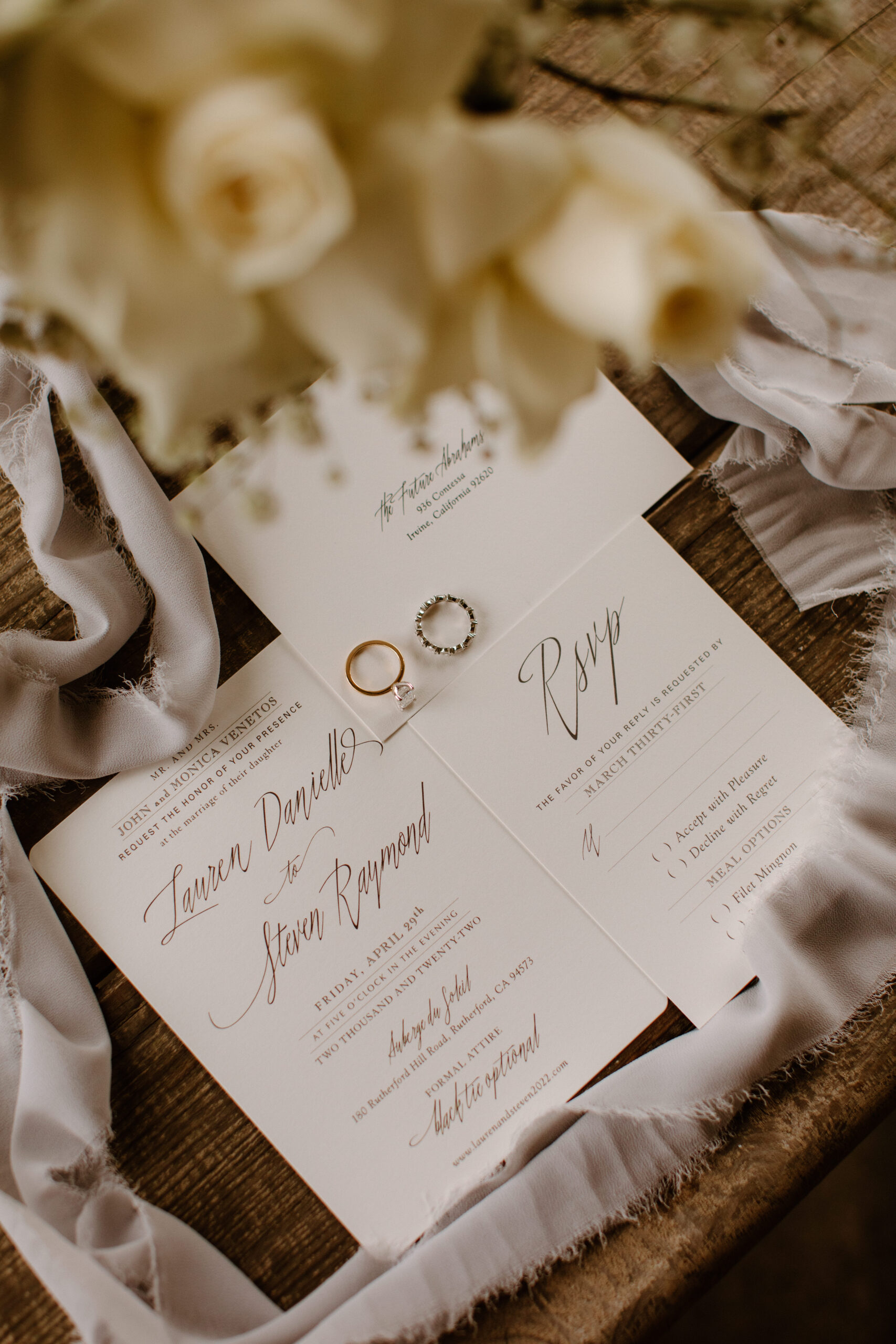 stunning details of a beautiful mountain view California wedding