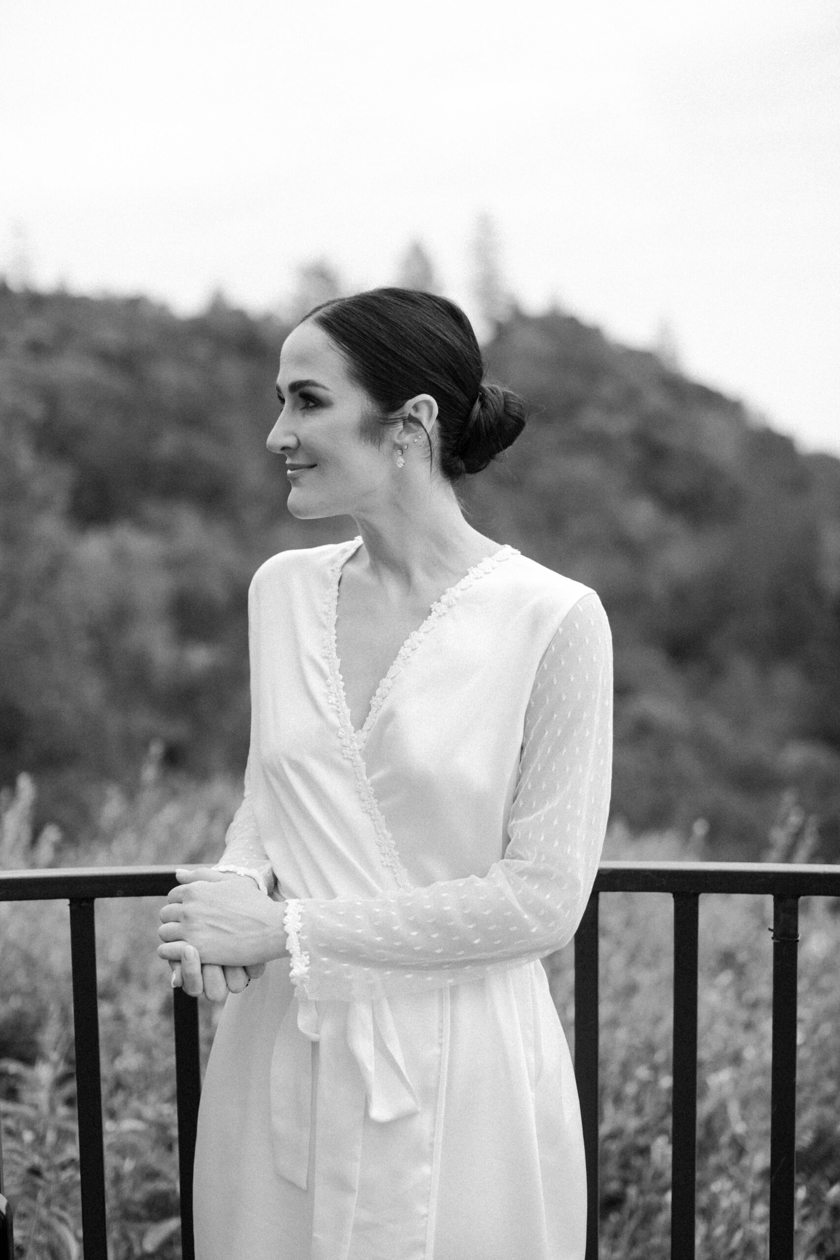 bride poses for a photo before her California wedding day