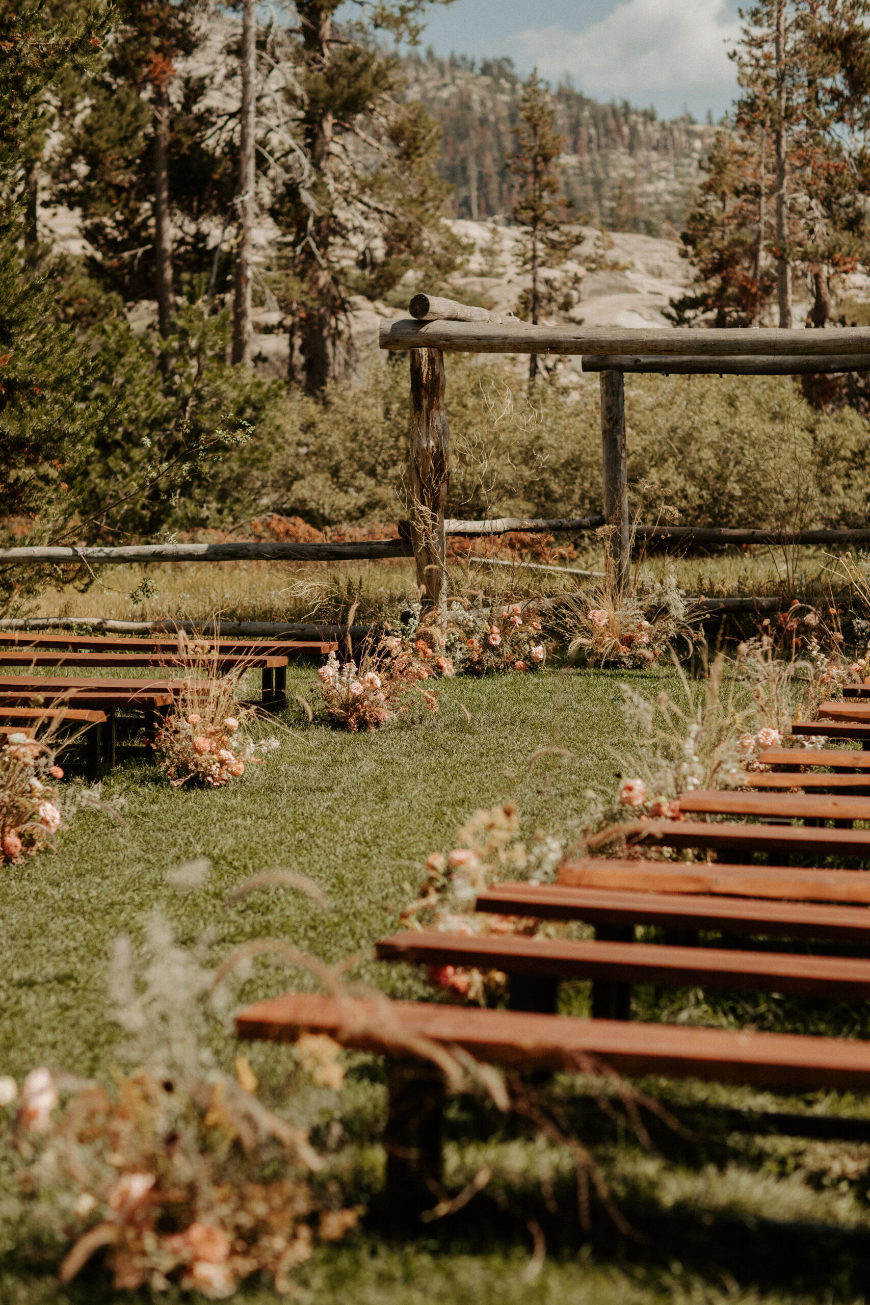 timeless wedding details of a Lake Tahoe wedding day