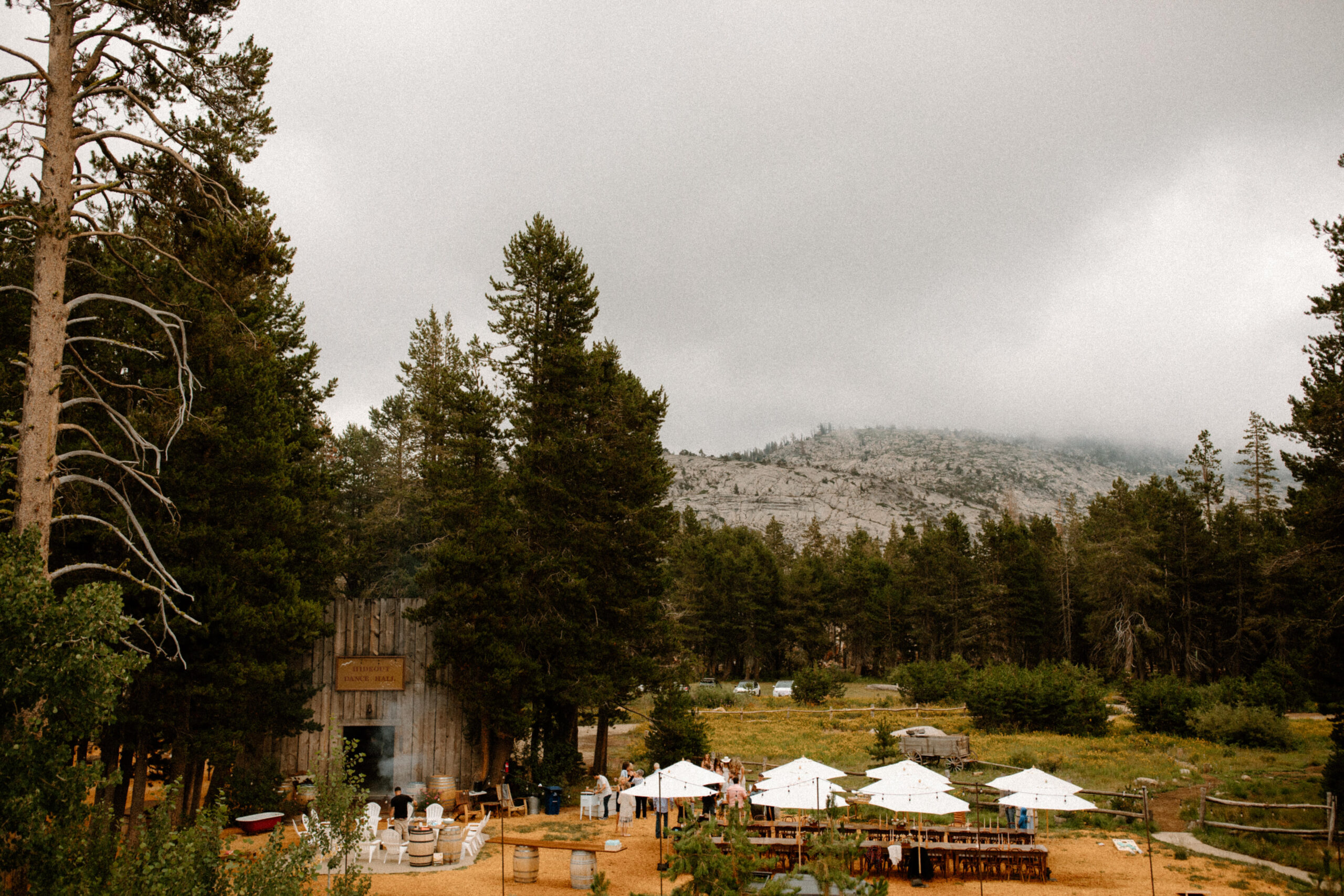 timeless wedding details of a Lake Tahoe wedding day