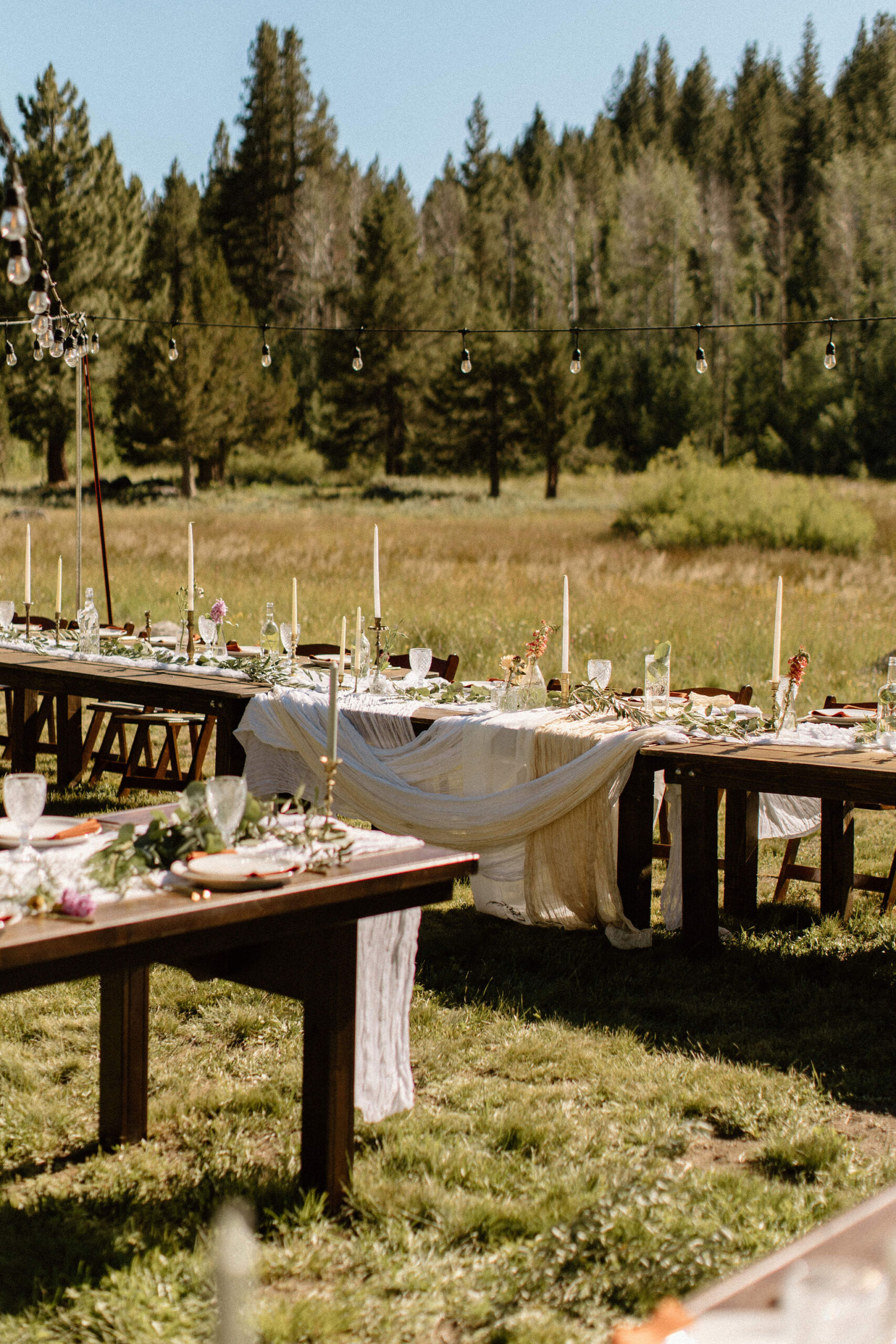 timeless wedding details of a Lake Tahoe wedding day