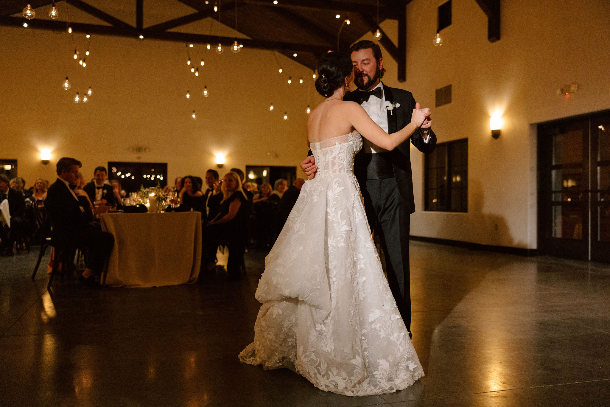 candid photos of the stunning California winery wedding reception