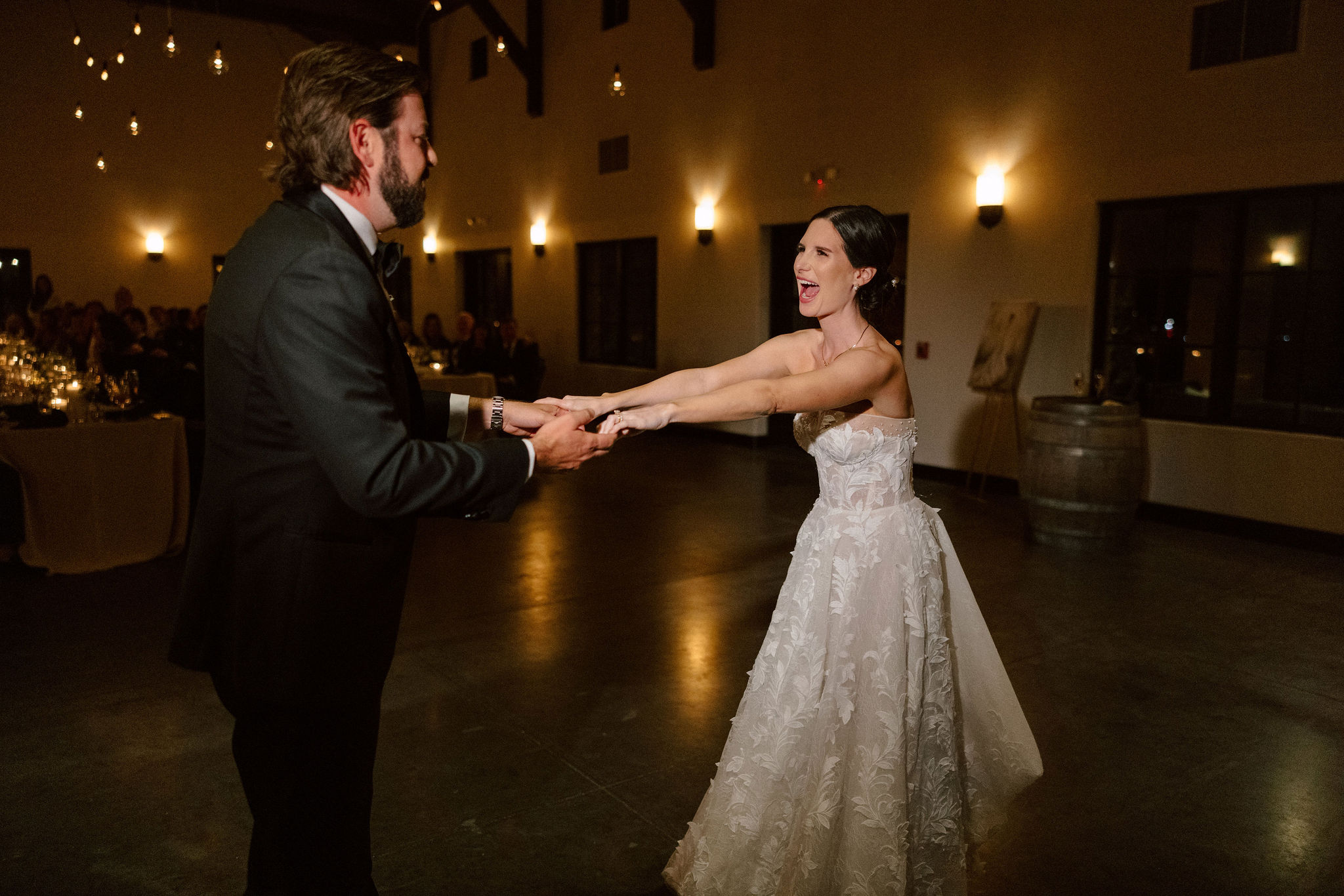 candid photos of the stunning California winery wedding reception