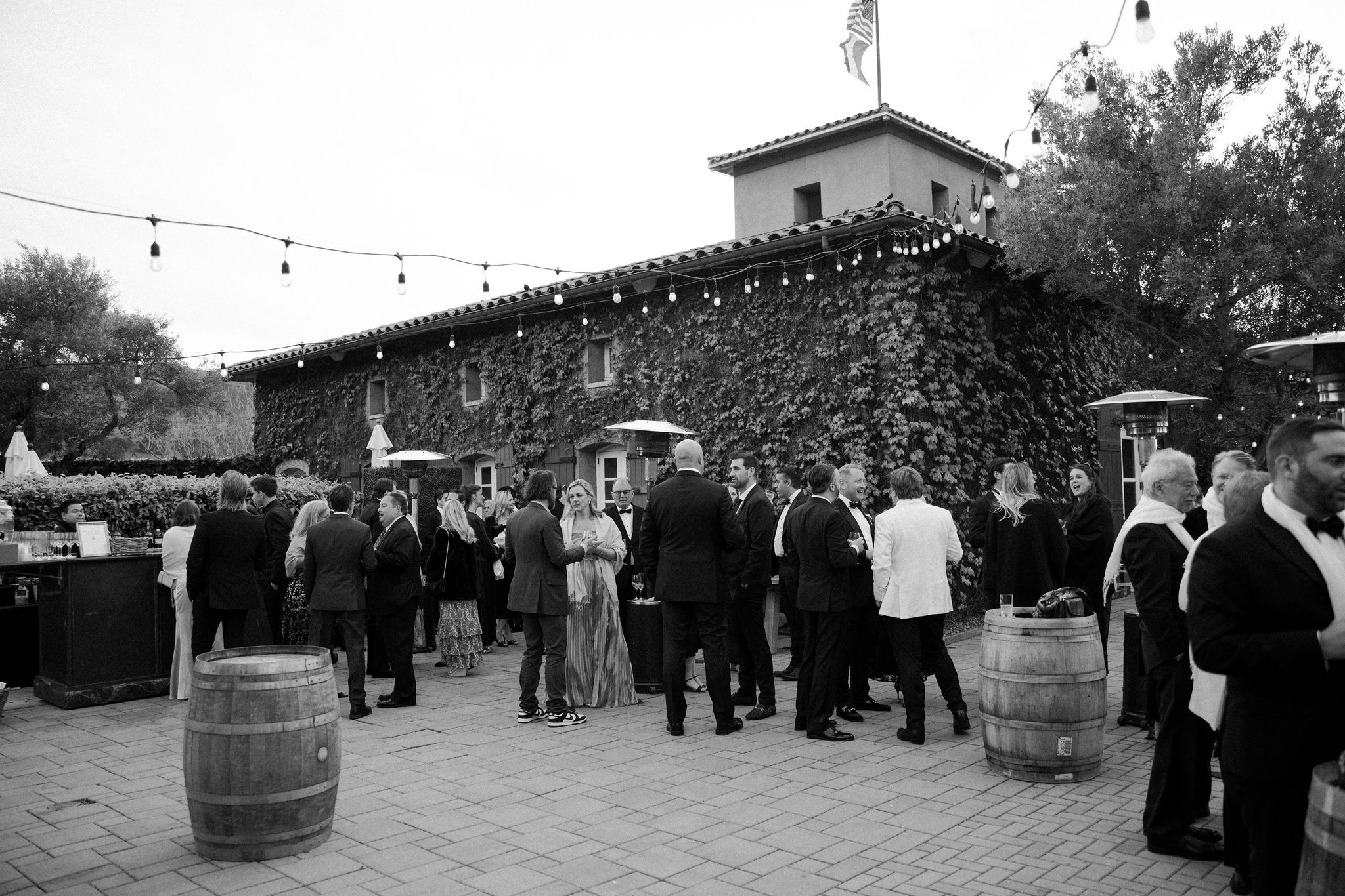 candid photos of the stunning California winery wedding reception