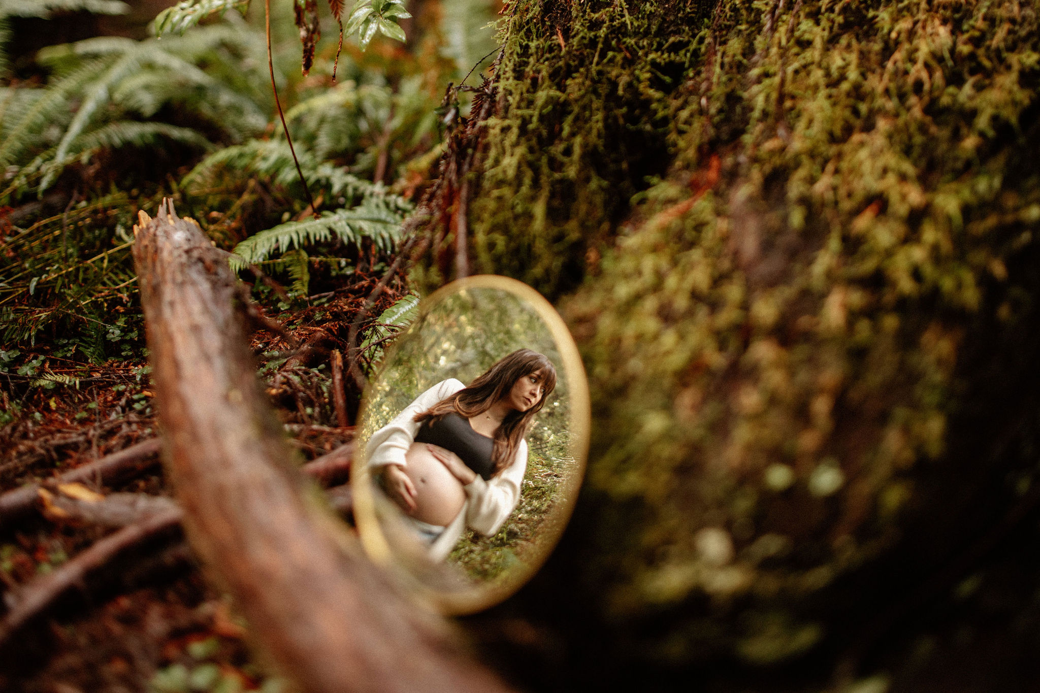 future mom poses during her Northern California maternity photoshoot in nature