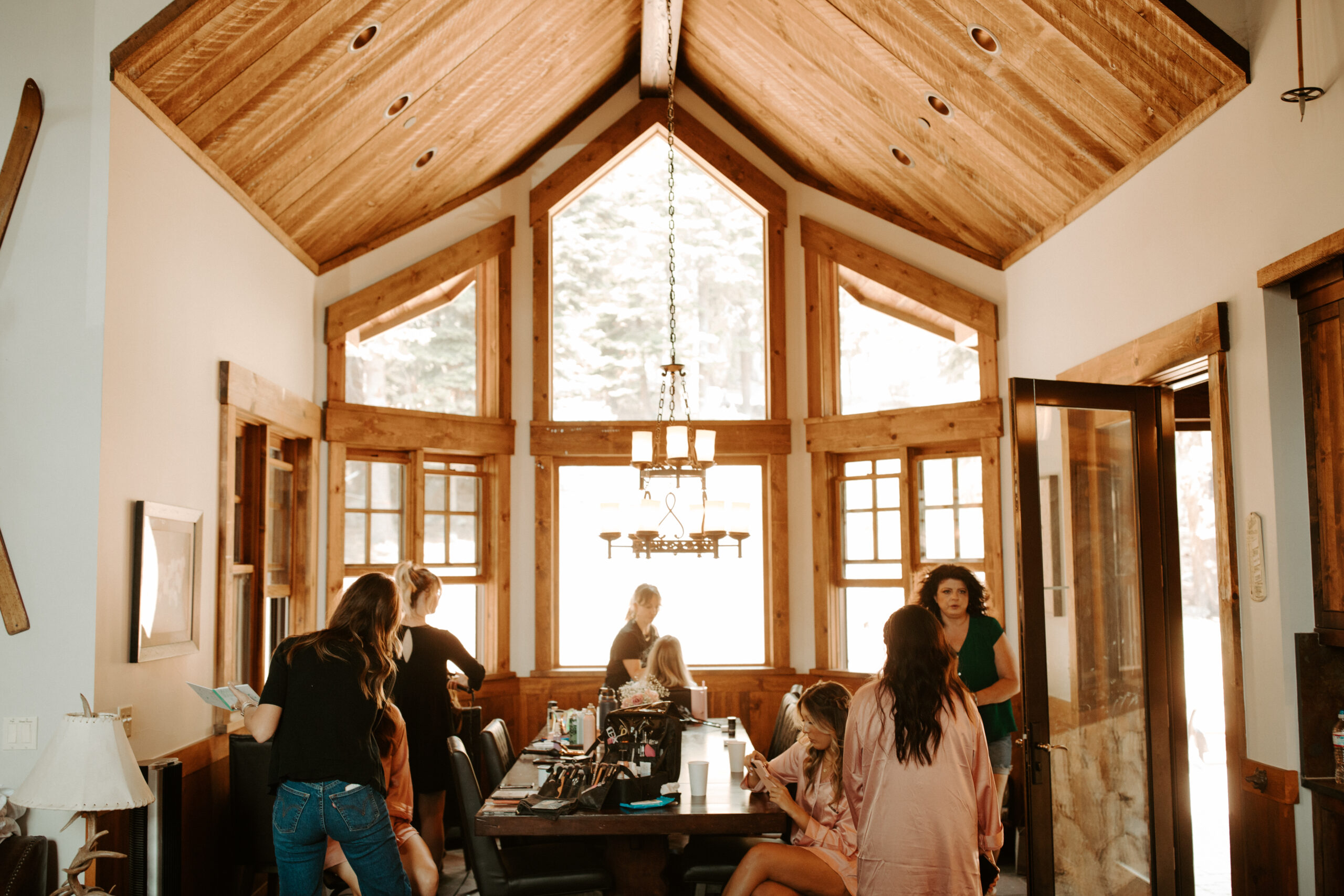 timeless wedding details of a Lake Tahoe wedding day