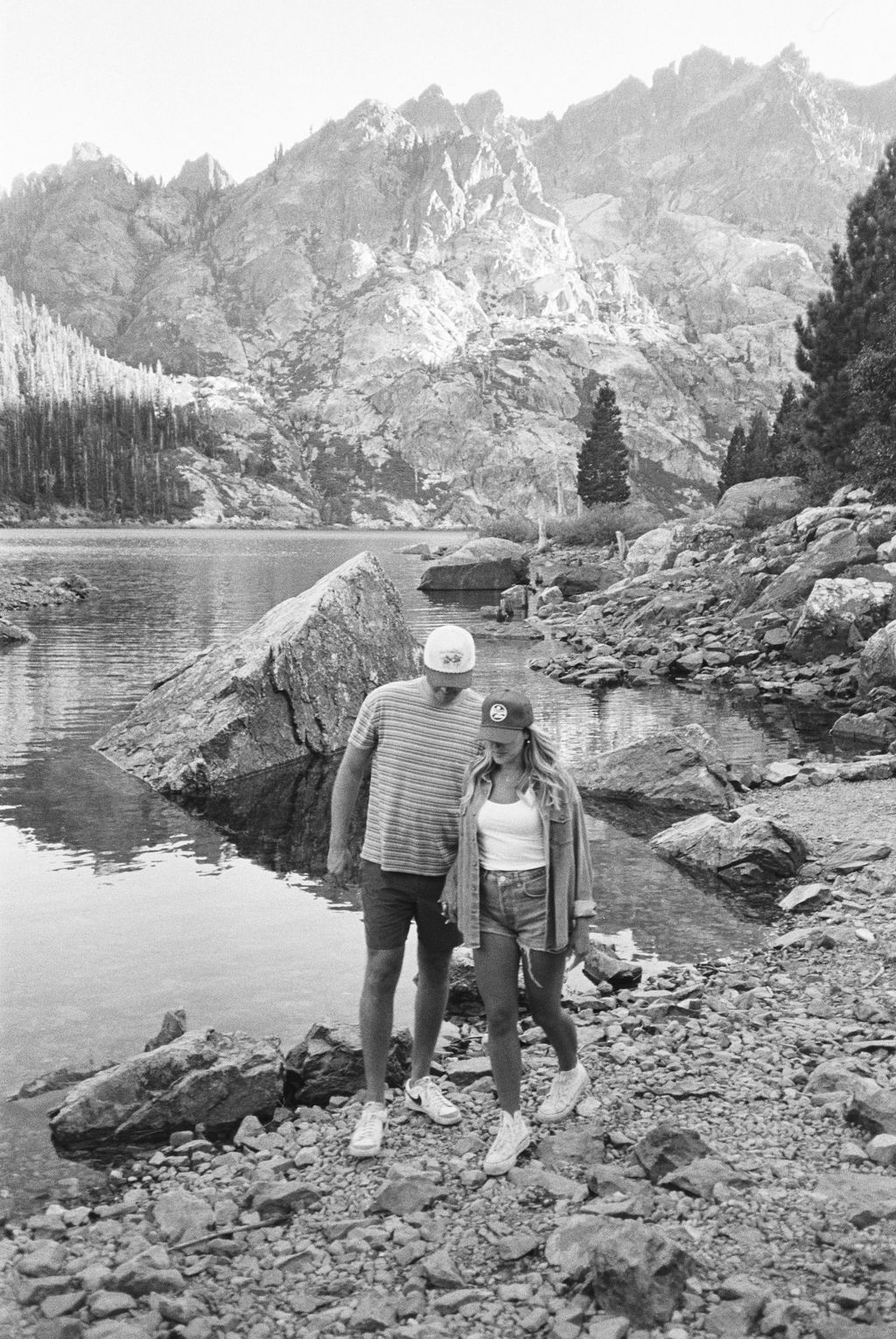 How to plan everything about your adventure mountain engagement photoshoot