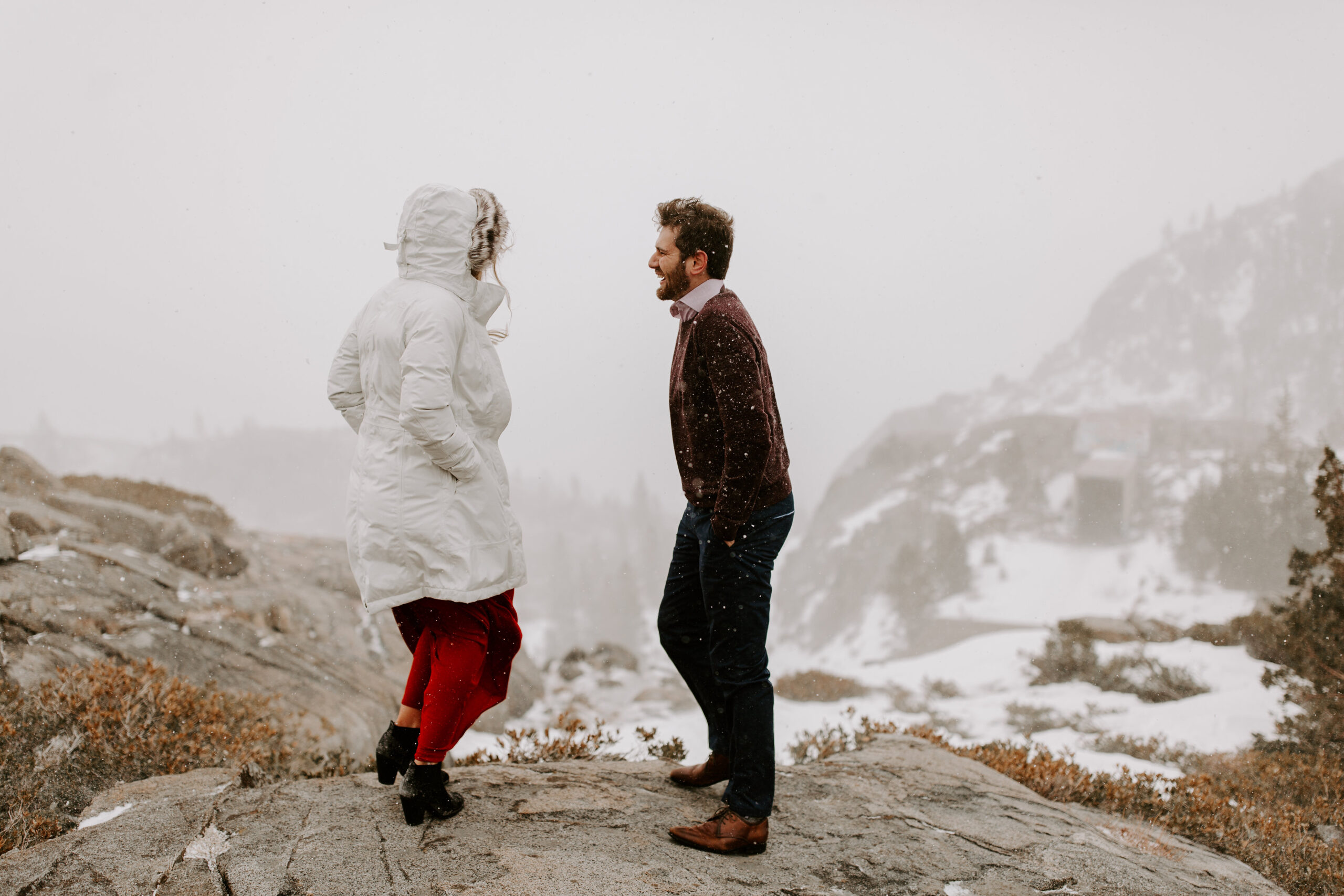 How to plan everything about your adventure mountain engagement photoshoot