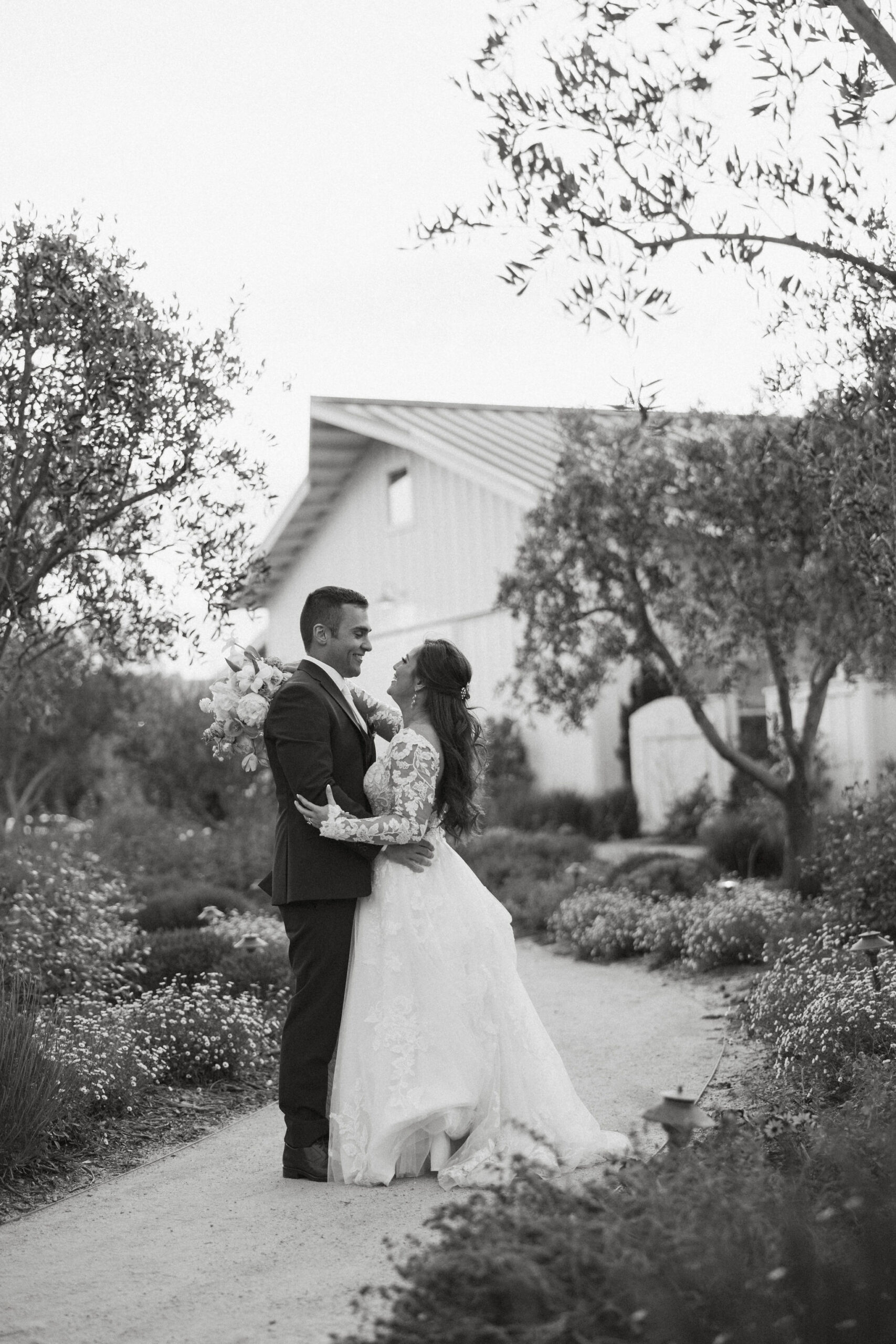 candid wedding from a California wedding day