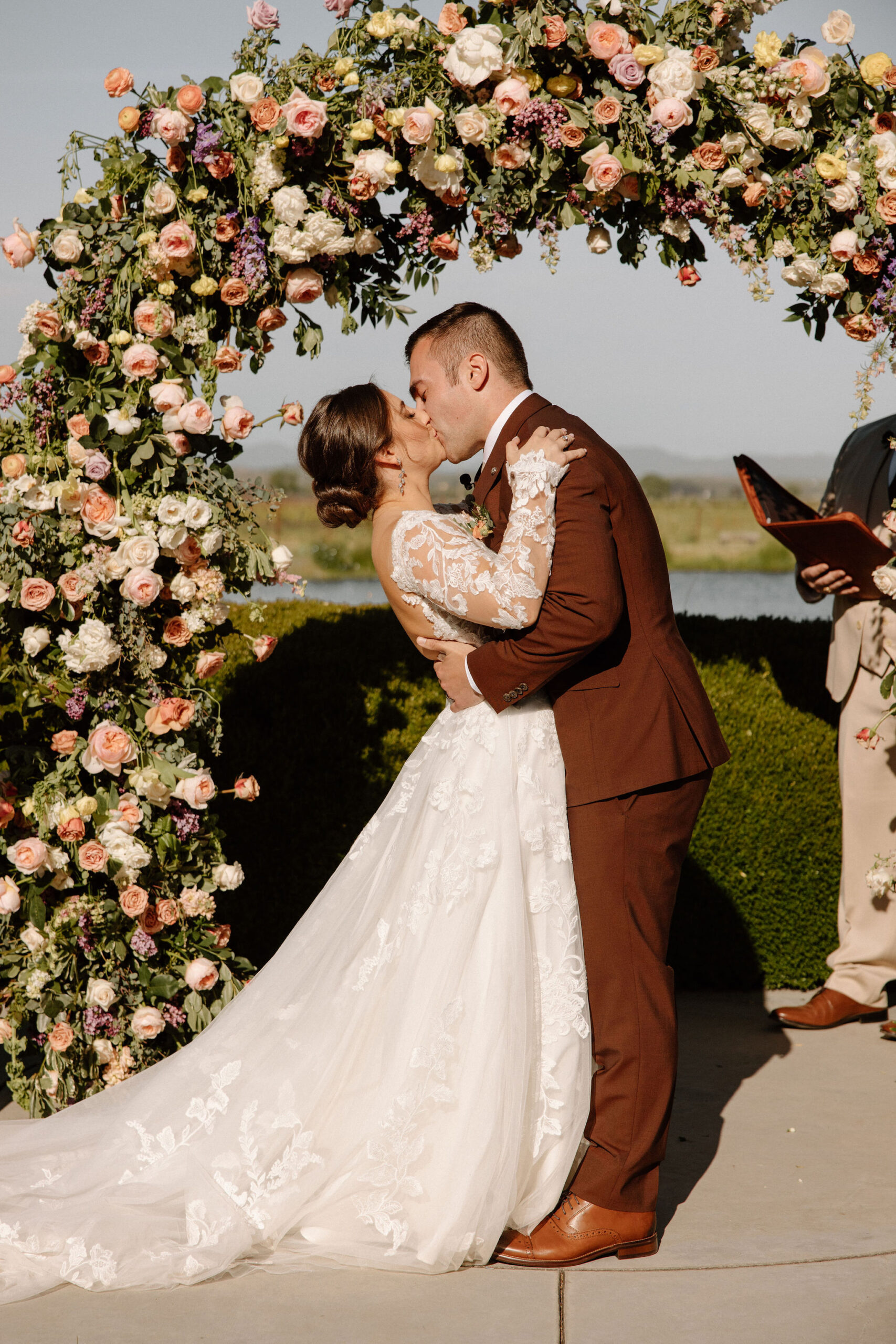 stunning documentary style wedding photography from a perfect Sonoma county winery wedding day