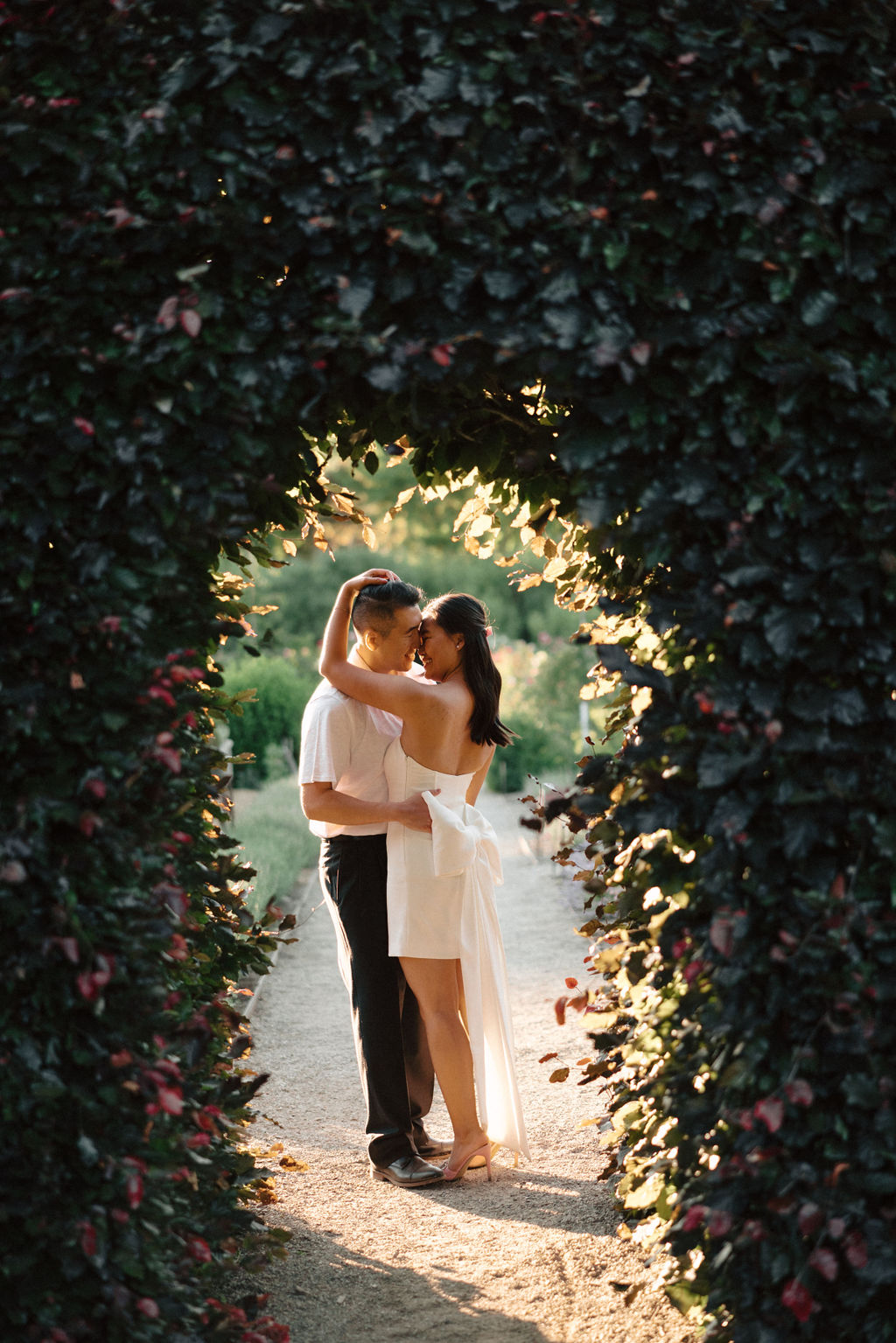 candid engagement photoshoot in California