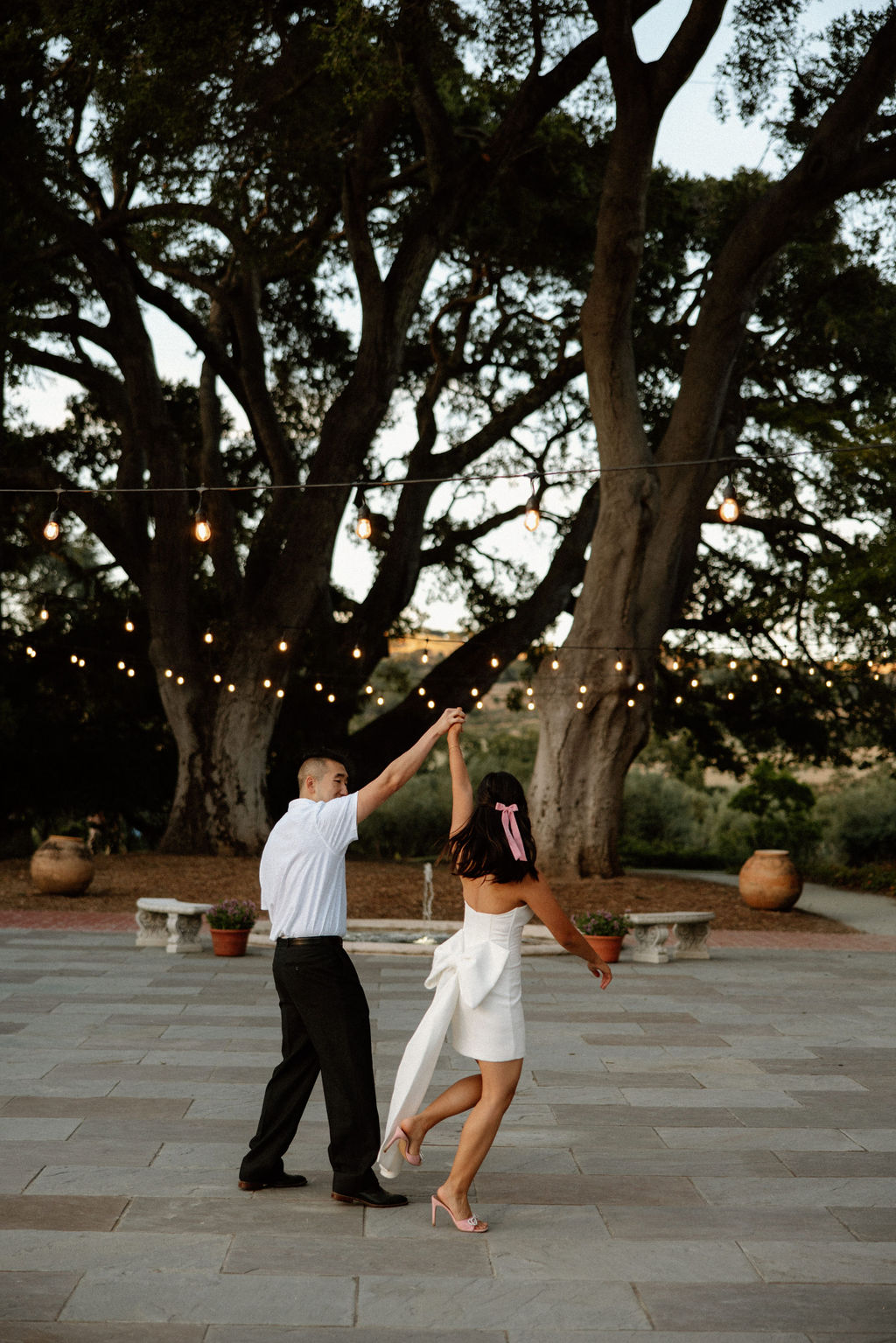 candid engagement photoshoot in California